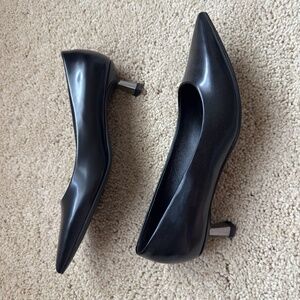Charles & Keith Kitten Heel Pumps – Black, Size 38
